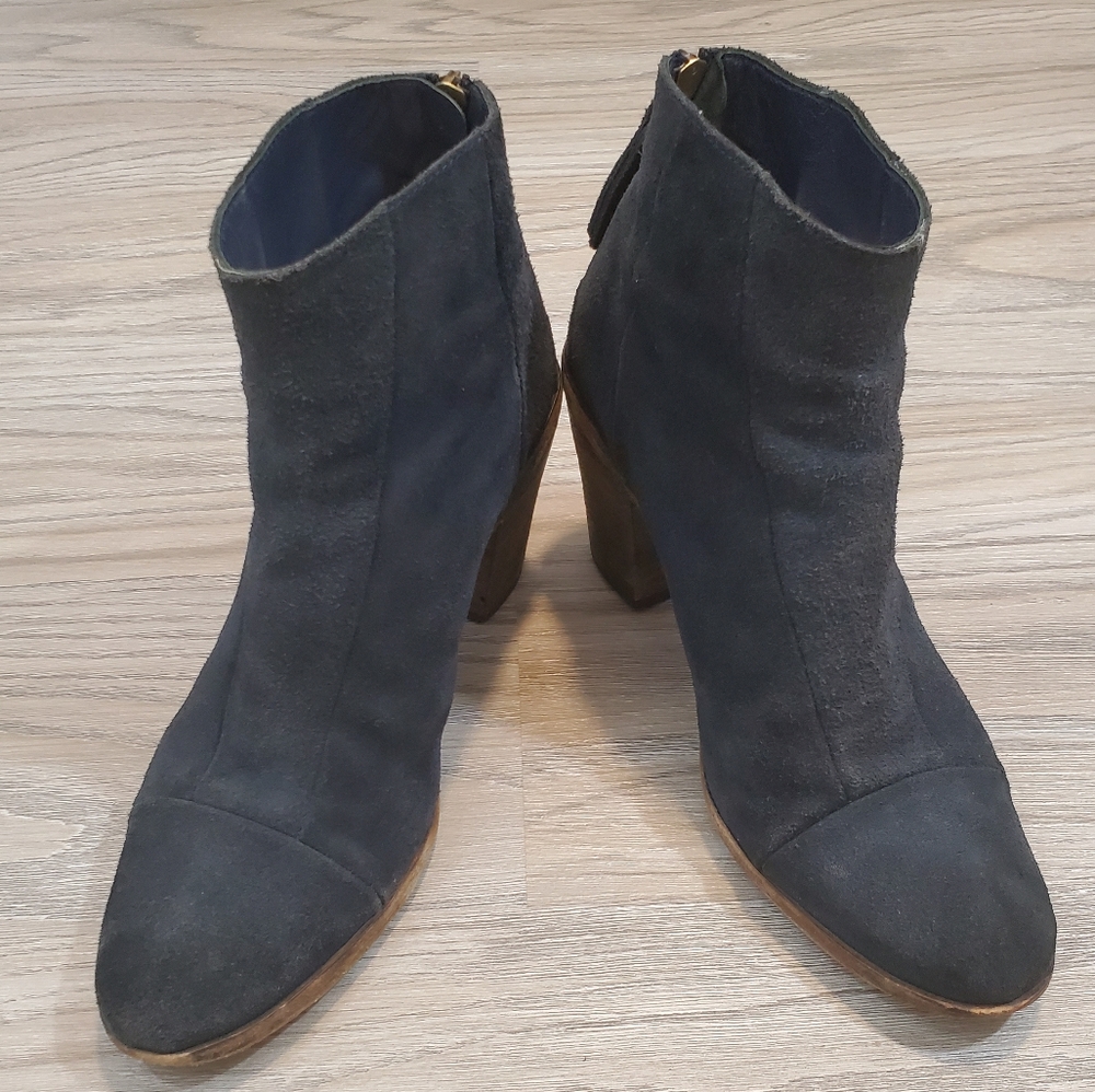 🇺🇲Hoss Intropia Navy Blue Ankle Boots Sz 8